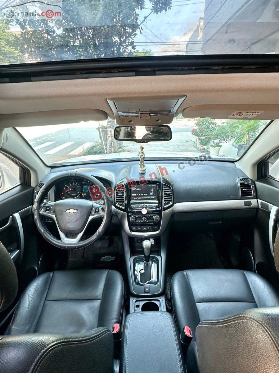 Bán ô tô Chevrolet Captiva LTZ 2.4 AT - 2016 - xe cũ