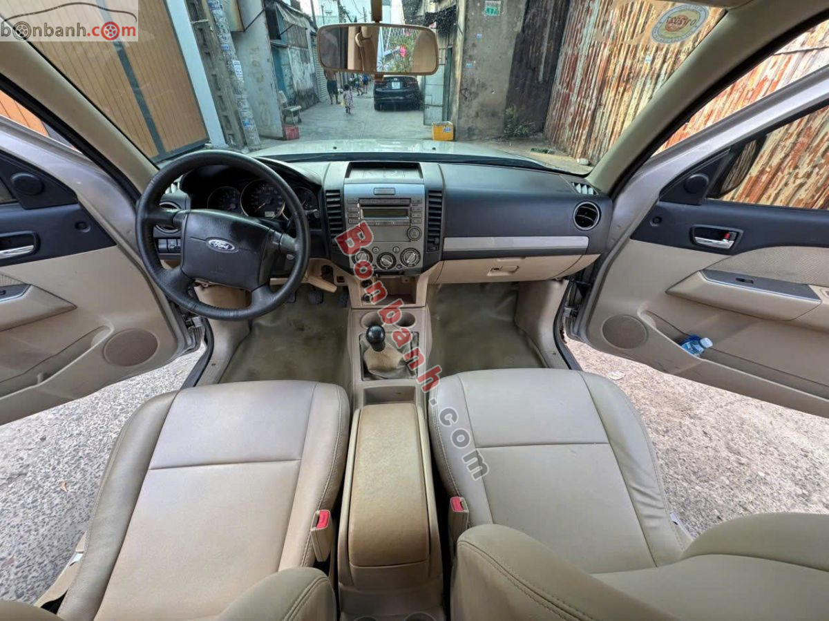 Bán ô tô Ford Everest 2.5L 4x2 MT - 2012 - xe cũ