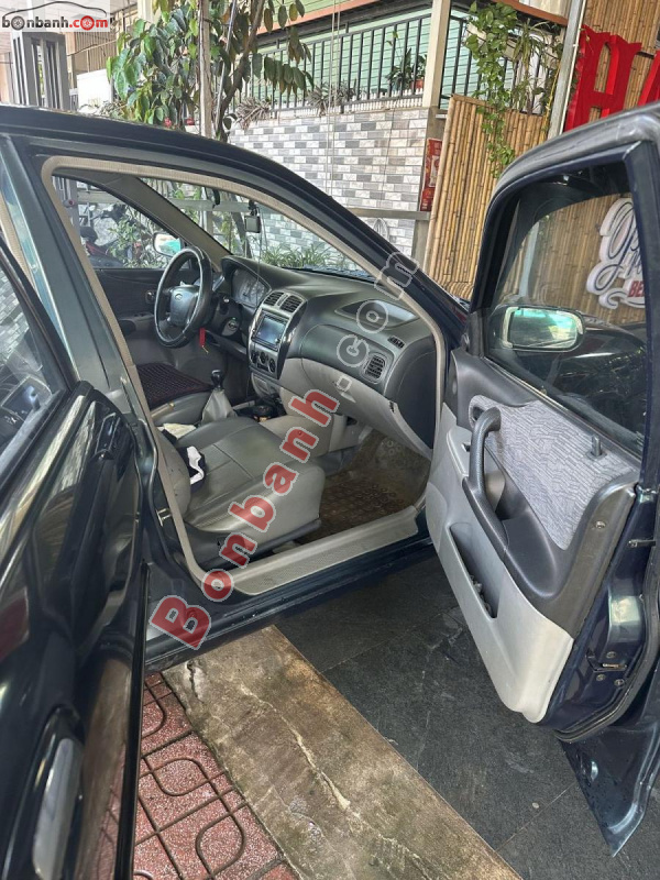 Bán ô tô Ford Laser GHIA 1.8 MT - 2002 - xe cũ