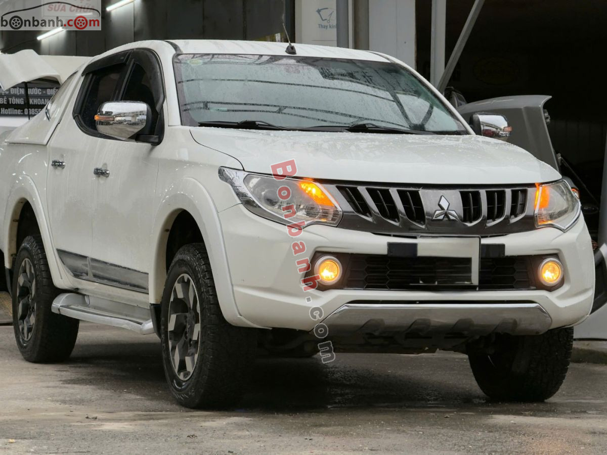 Bán ô tô Mitsubishi Triton 4x4 AT Mivec - 2017 - xe cũ