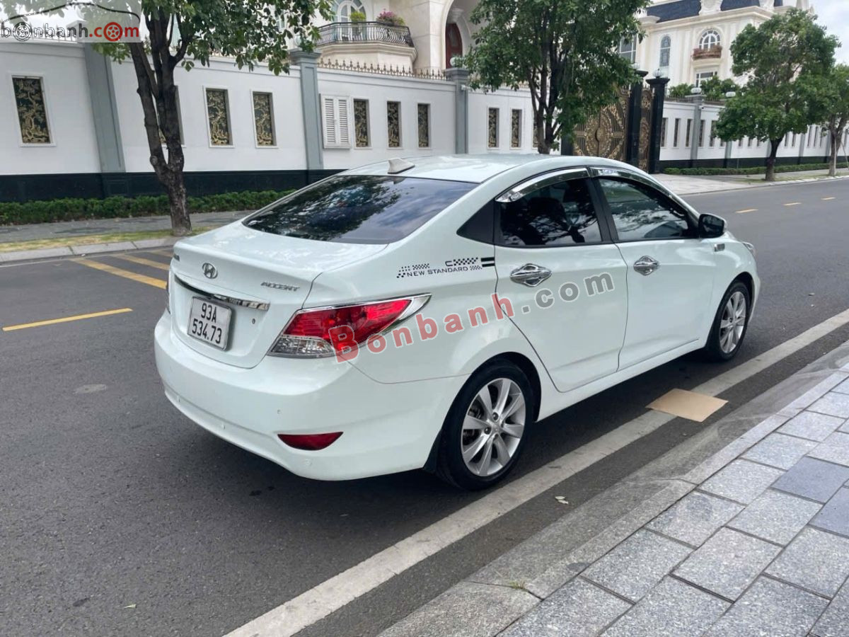 Bán ô tô Hyundai Accent 1.4 AT - 2012 - xe cũ