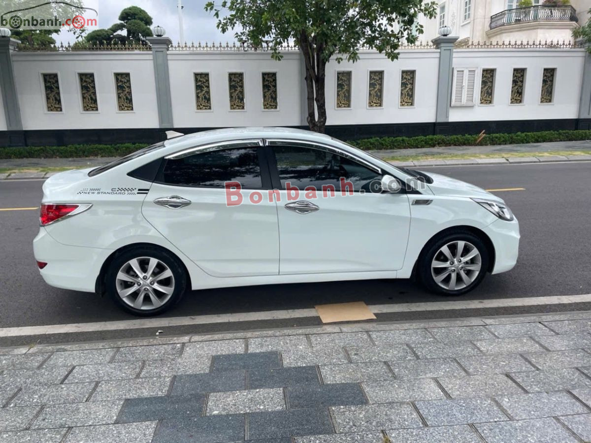 Bán ô tô Hyundai Accent 1.4 AT - 2012 - xe cũ