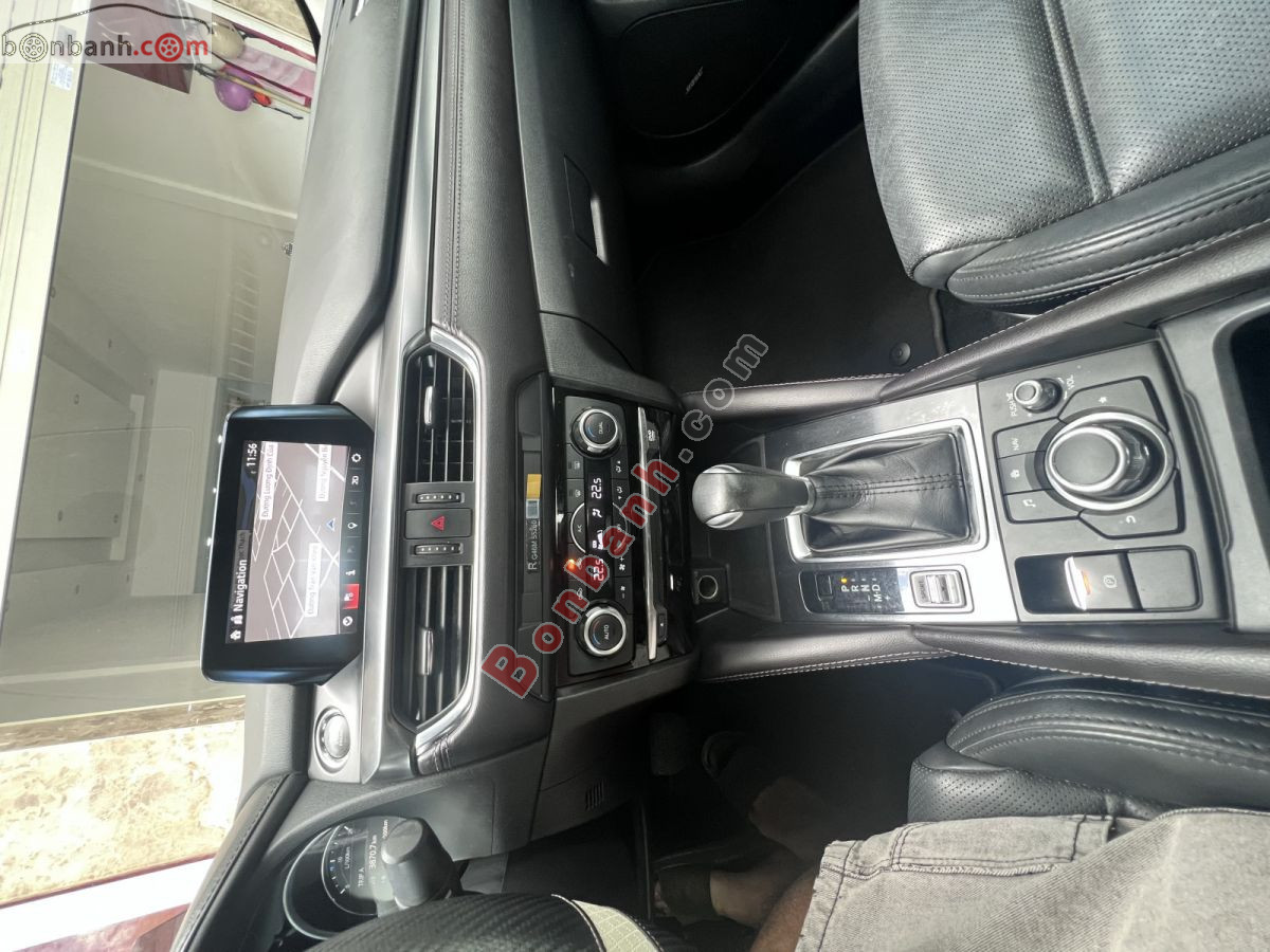 Bán ô tô Mazda 6 Premium 2.0 AT - 2017 - xe cũ