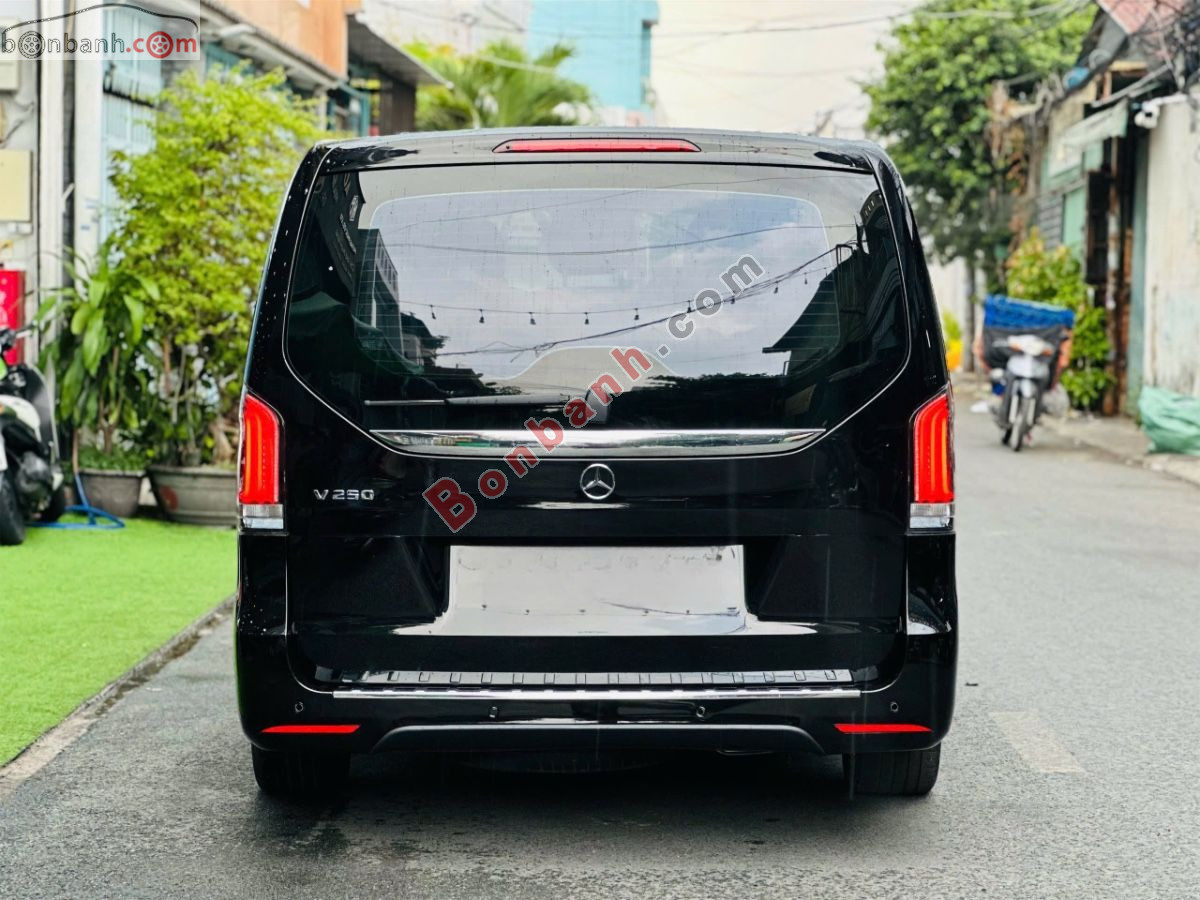 Bán ô tô Mercedes Benz V class V250 Luxury - 2021 - xe cũ