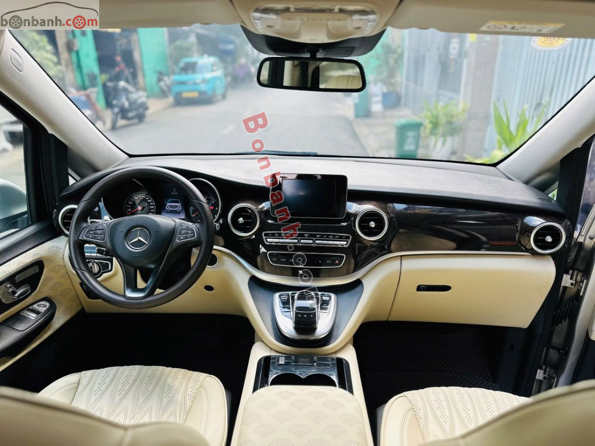Bán ô tô Mercedes Benz V class V220d CDI - 2015 - xe cũ