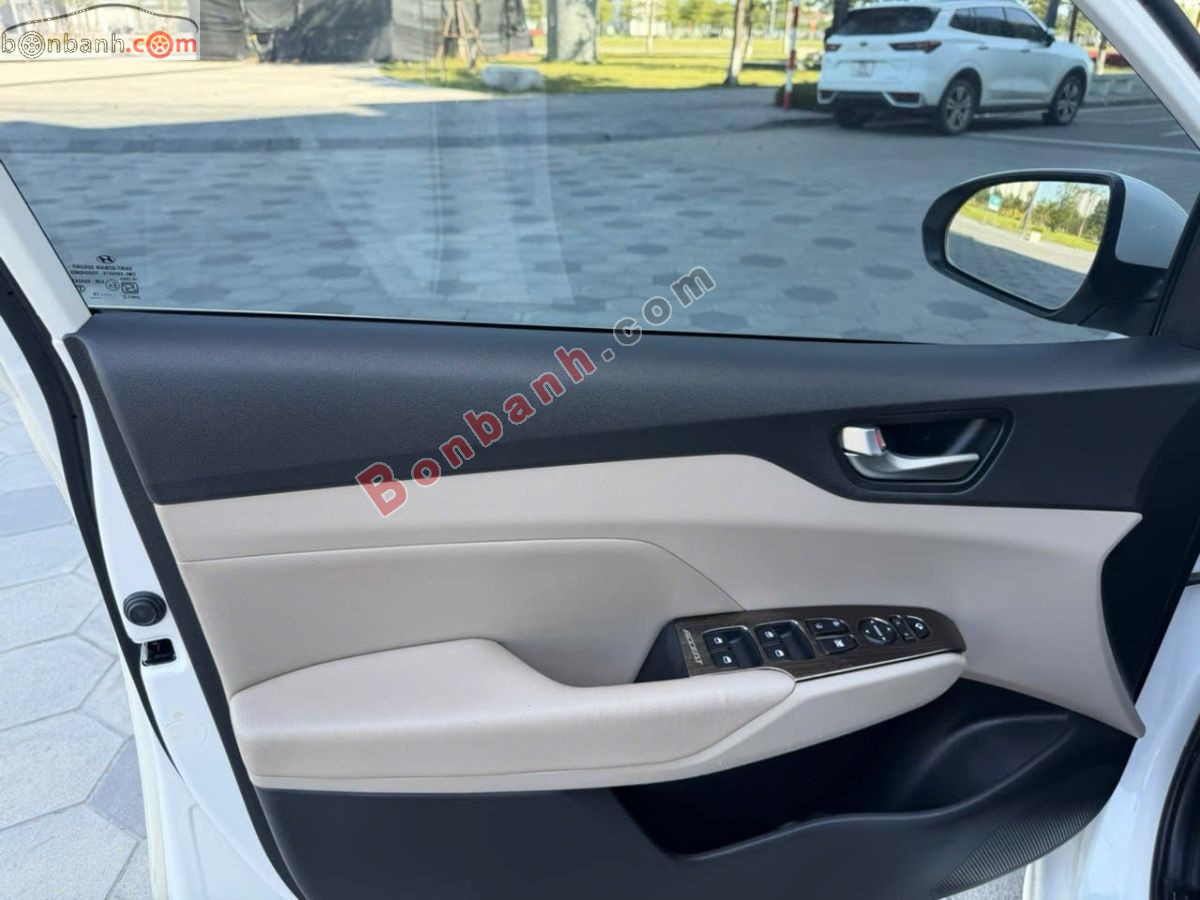Bán ô tô Hyundai Accent 1.4 AT Đặc Biệt - 2021 - xe cũ
