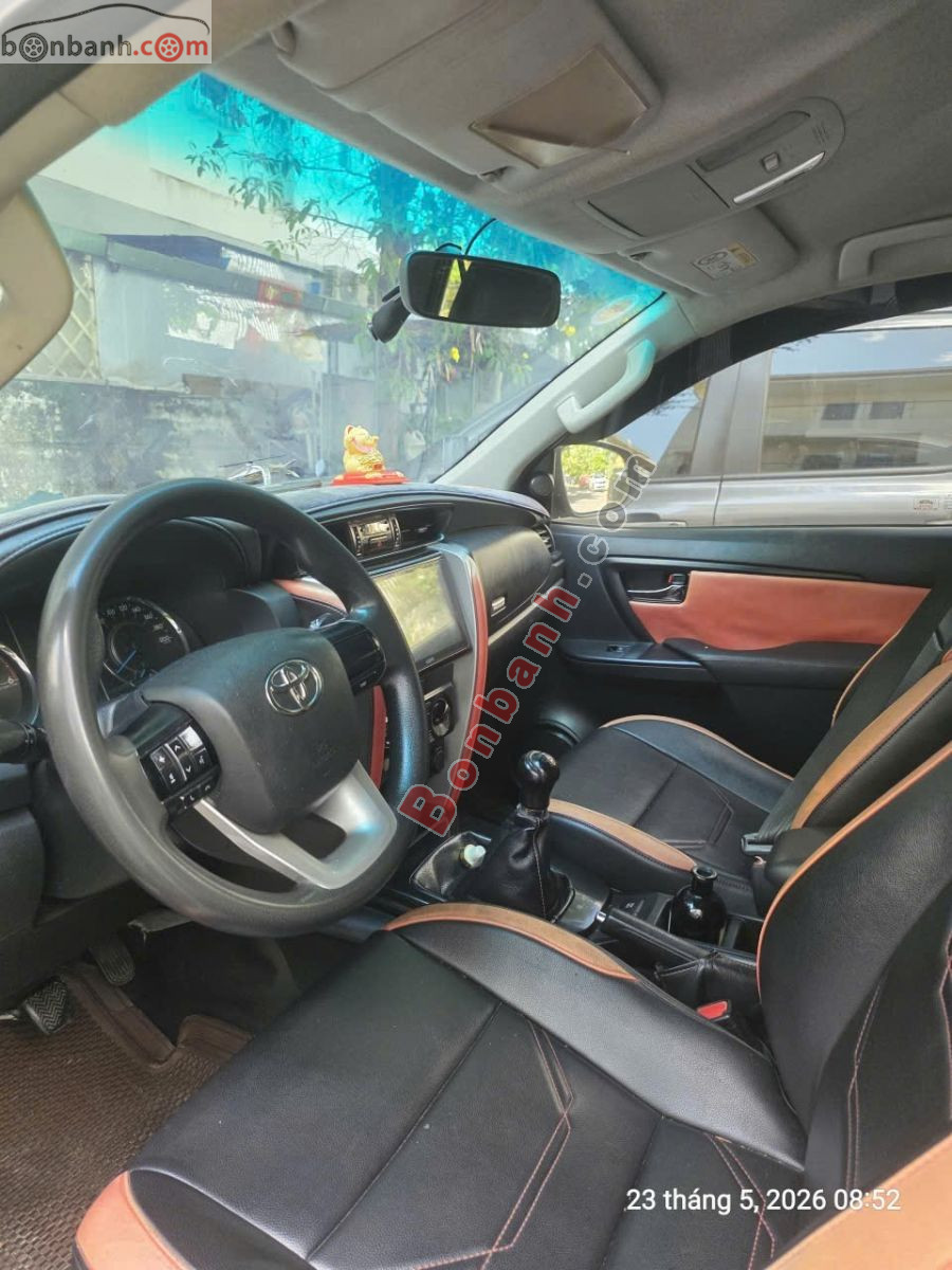 Bán ô tô Toyota Fortuner 2.4G 4x2 MT - 2017 - xe cũ