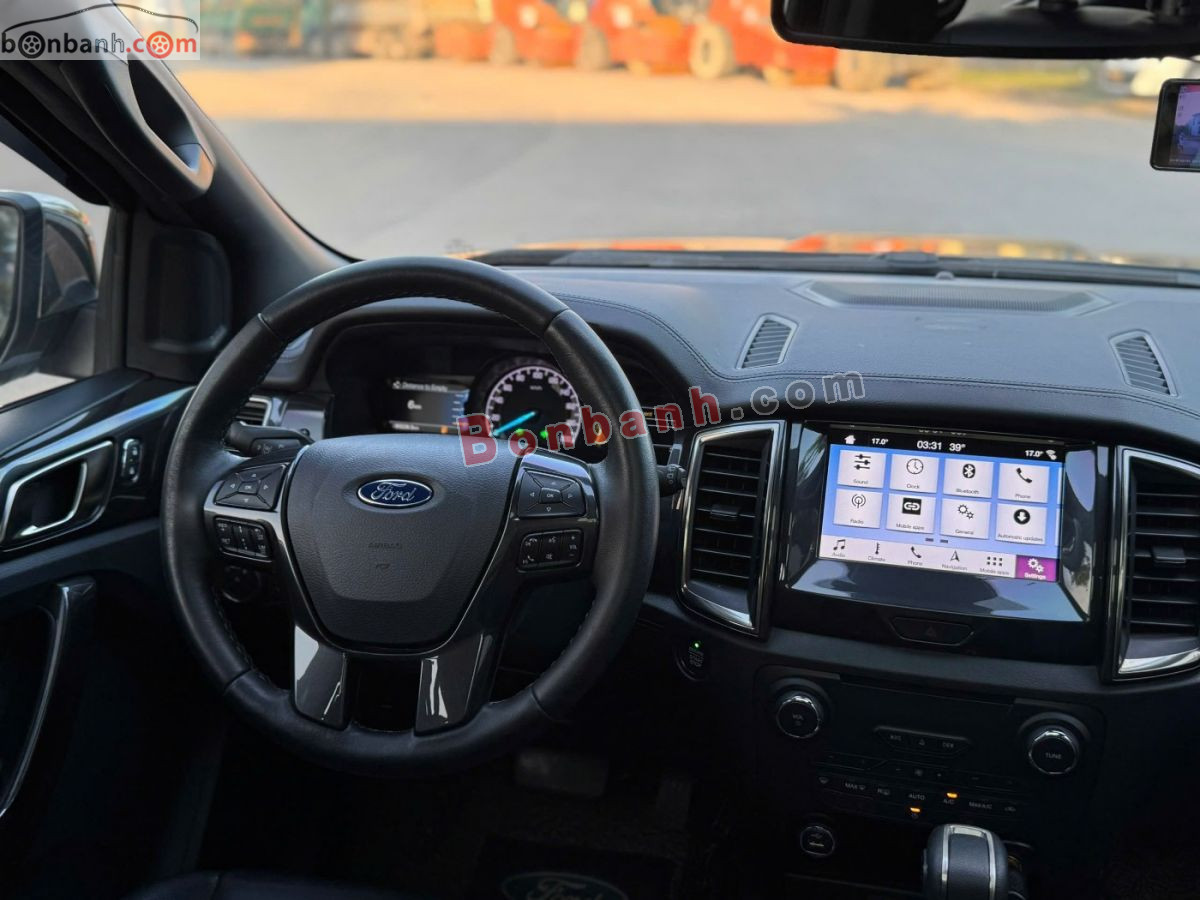 Bán ô tô Ford Everest Titanium 2.0L 4x4 AT - 2019 - xe cũ