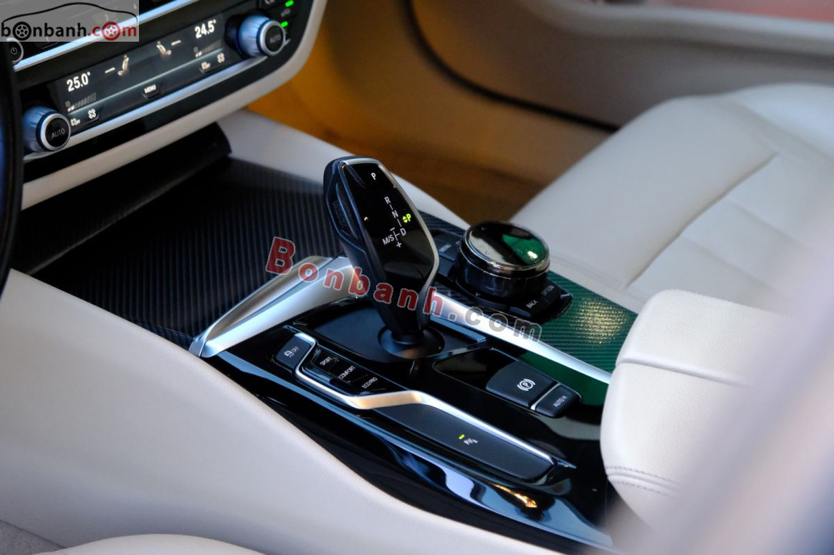 Bán ô tô BMW 5 Series 520i - 2018 - xe cũ