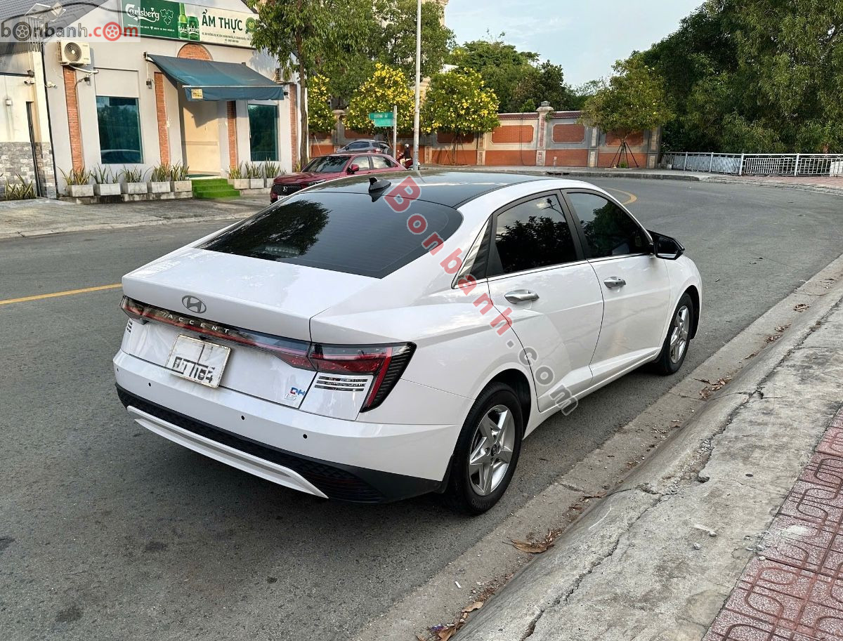 Bán ô tô Hyundai Accent Đặc biệt 1.5 AT - 2024 - xe cũ