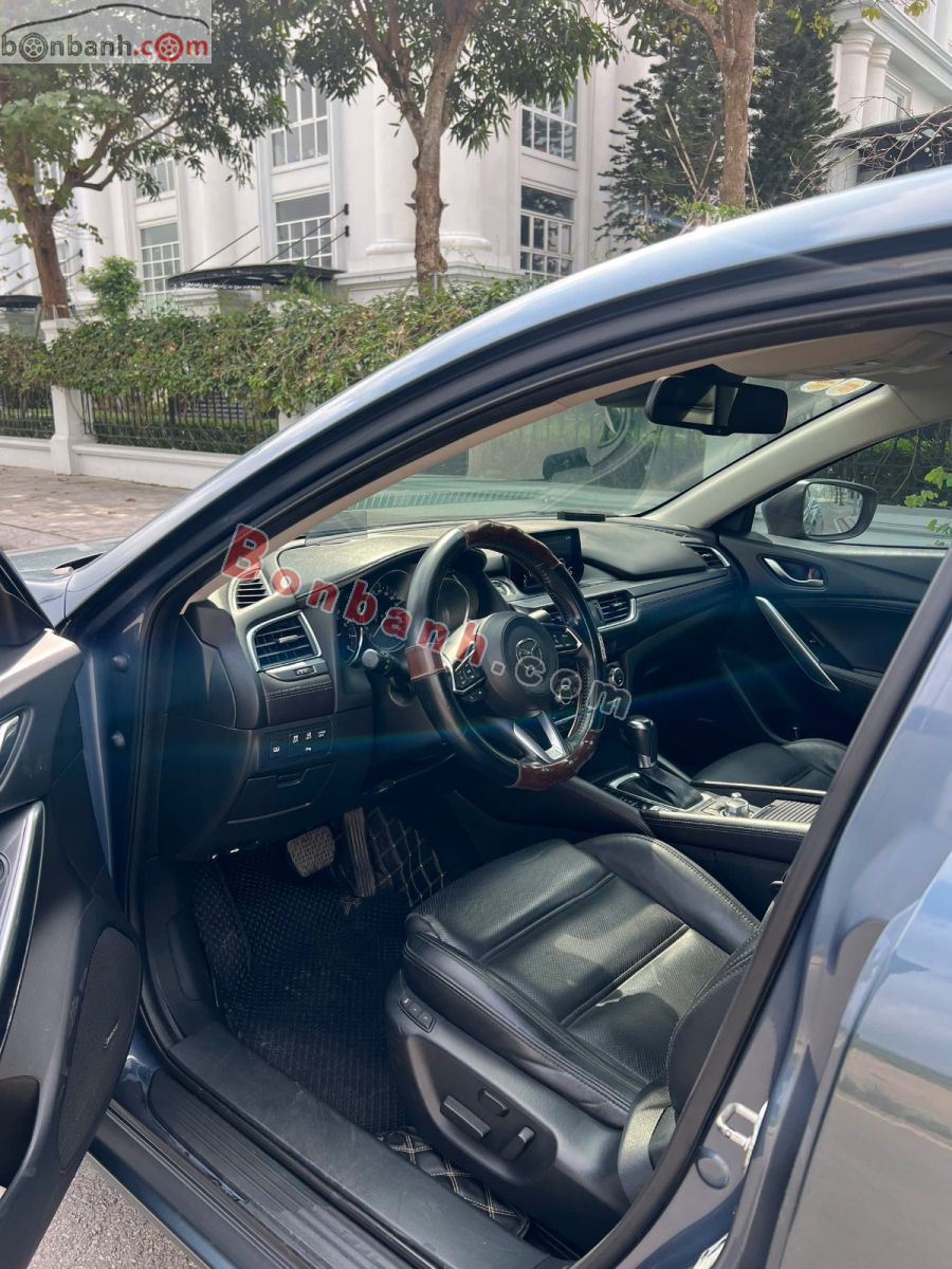 Bán ô tô Mazda 6 Premium 2.0 AT - 2017 - xe cũ