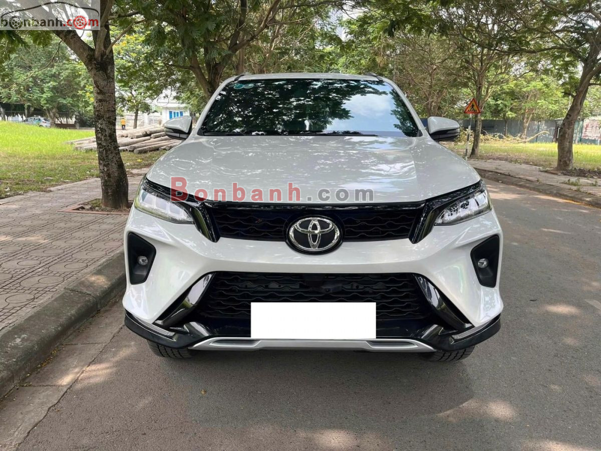Bán ô tô Toyota Fortuner 2.4G 4x2 AT Legender - 2021 - xe cũ