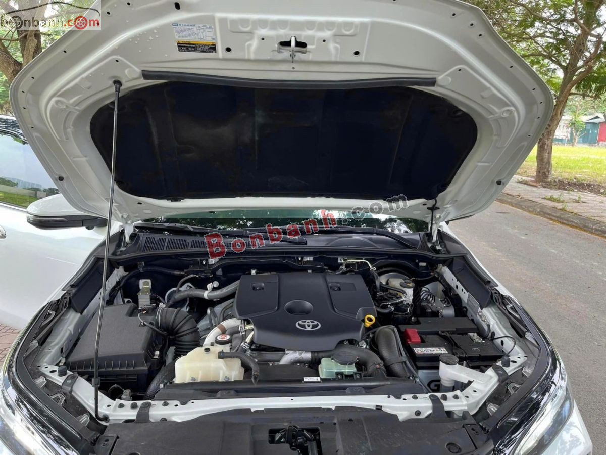 Bán ô tô Toyota Fortuner 2.4G 4x2 AT Legender - 2021 - xe cũ