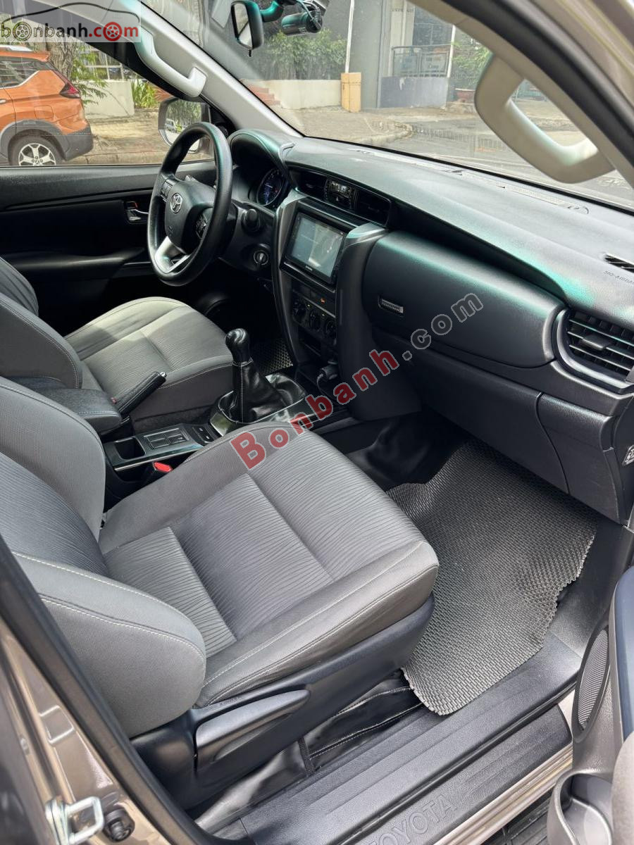 Bán ô tô Toyota Fortuner 2.4L 4x2 MT - 2022 - xe cũ