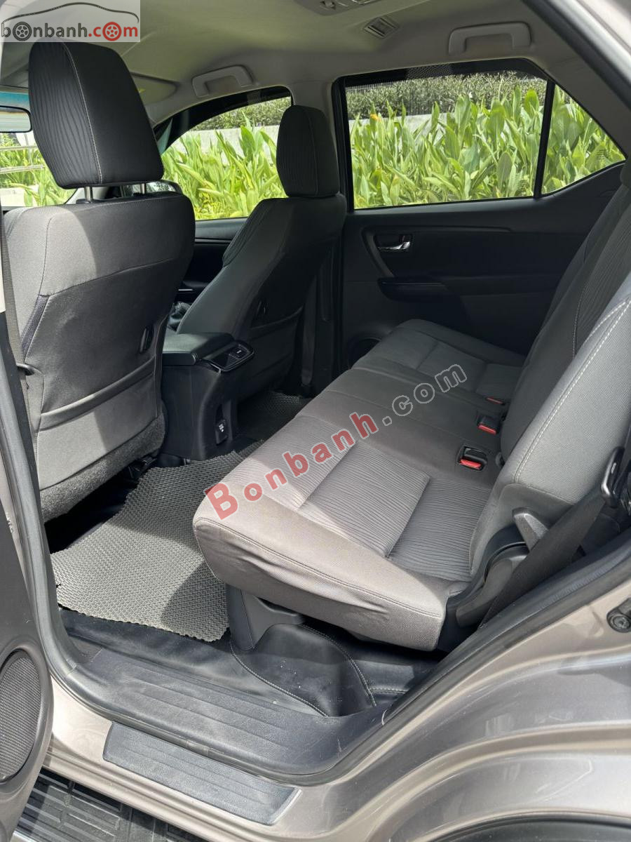 Bán ô tô Toyota Fortuner 2.4L 4x2 MT - 2022 - xe cũ
