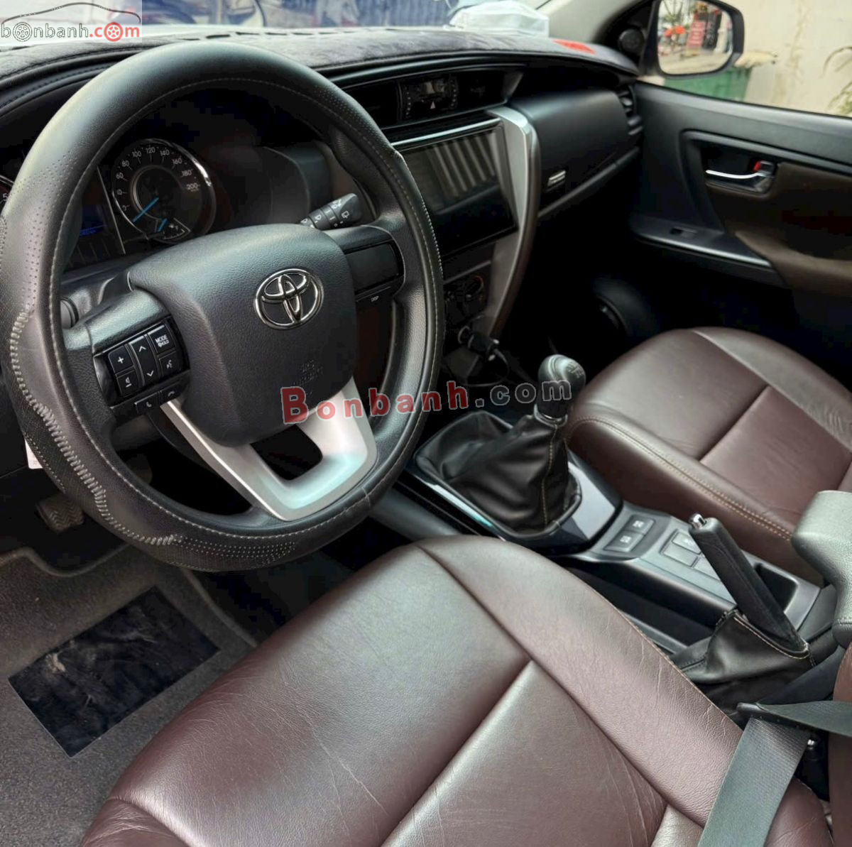 Bán ô tô Toyota Fortuner 2.4G 4x2 MT - 2019 - xe cũ
