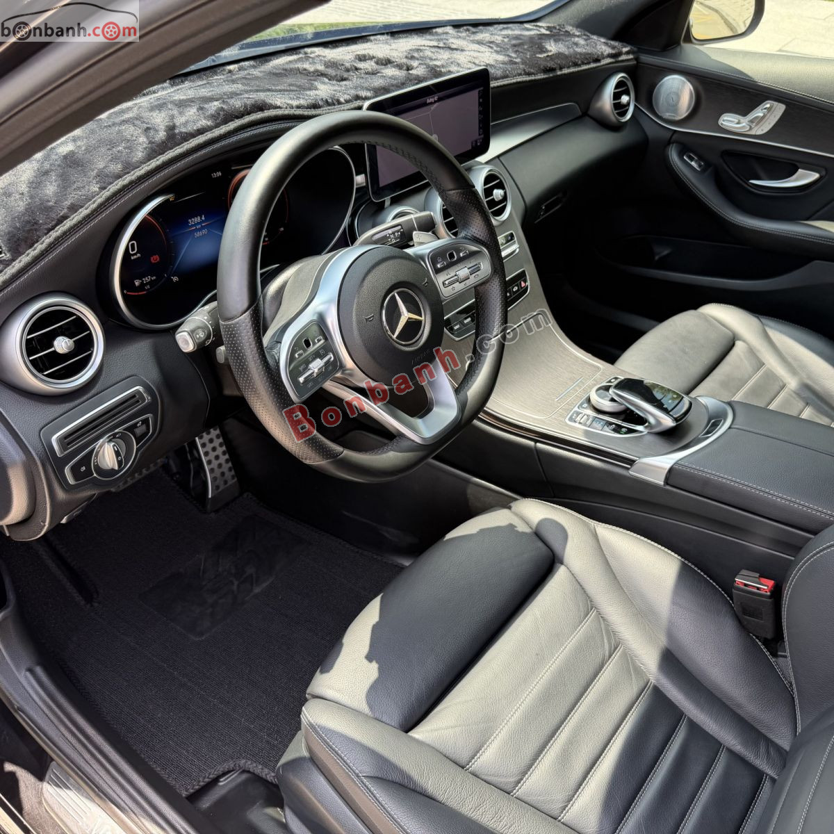 Bán ô tô Mercedes Benz C class C300 AMG - 2021 - xe cũ