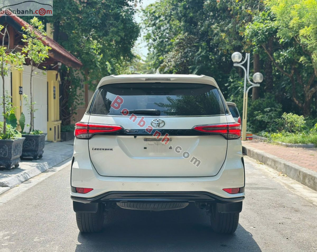 Bán ô tô Toyota Fortuner 2.4G 4x2 AT Legender - 2021 - xe cũ