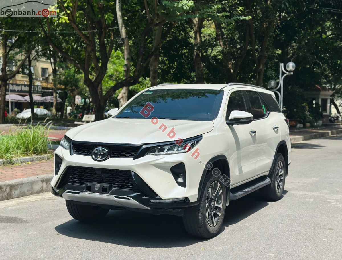 Bán ô tô Toyota Fortuner 2.4G 4x2 AT Legender - 2021 - xe cũ