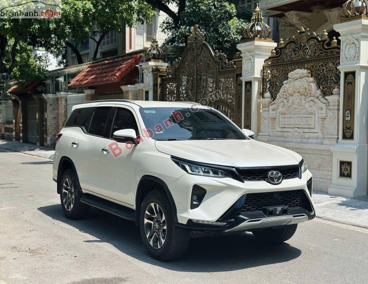 Bán ô tô Toyota Fortuner 2.4G 4x2 AT Legender - 2021 - xe cũ