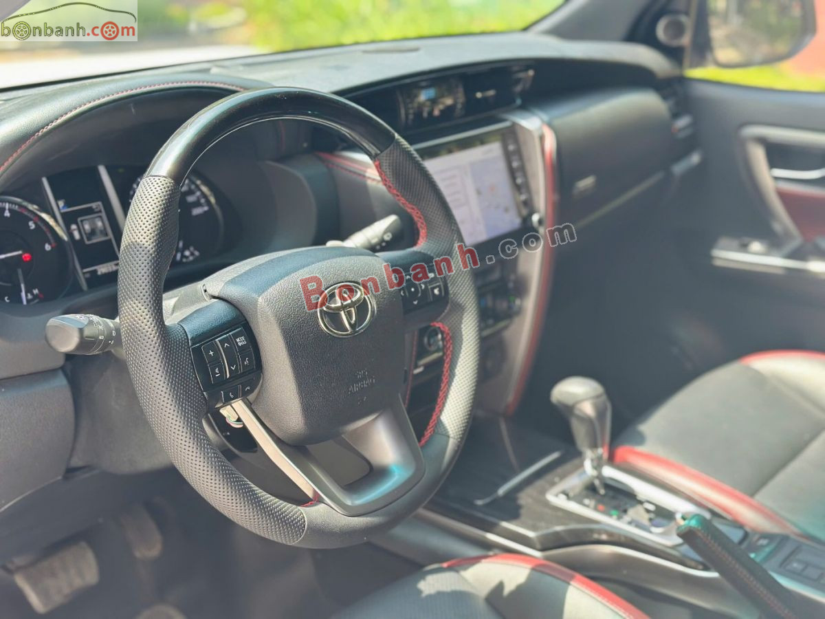 Bán ô tô Toyota Fortuner 2.4G 4x2 AT Legender - 2021 - xe cũ