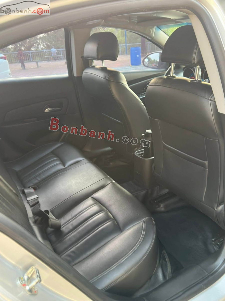 Bán ô tô Chevrolet Cruze LT 1.6L - 2017 - xe cũ