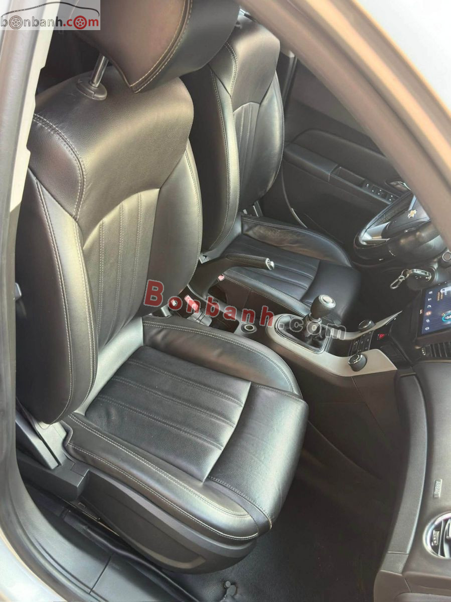Bán ô tô Chevrolet Cruze LT 1.6L - 2017 - xe cũ