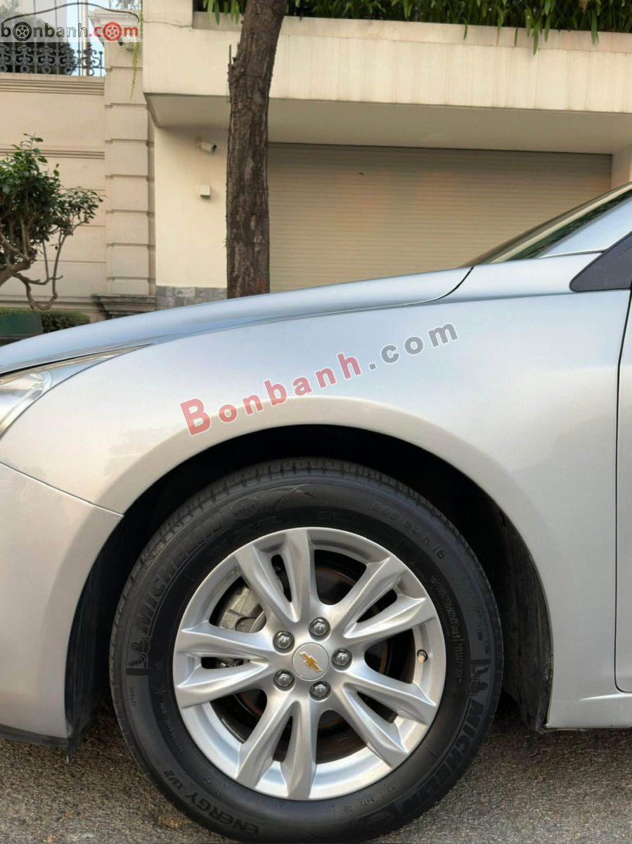 Bán ô tô Chevrolet Cruze LT 1.6L - 2017 - xe cũ