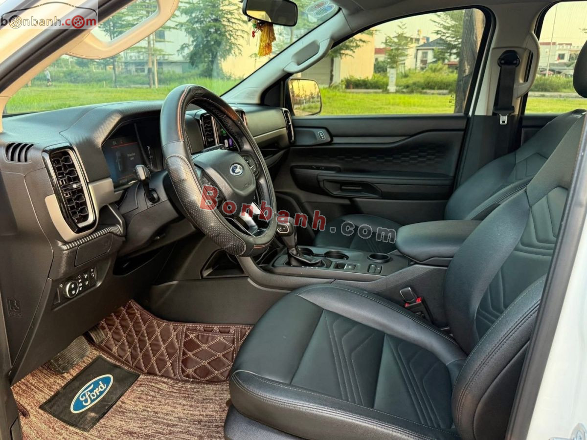 Bán ô tô Ford Everest Platinum 2.0L 4x4 AT - 2025 - xe cũ