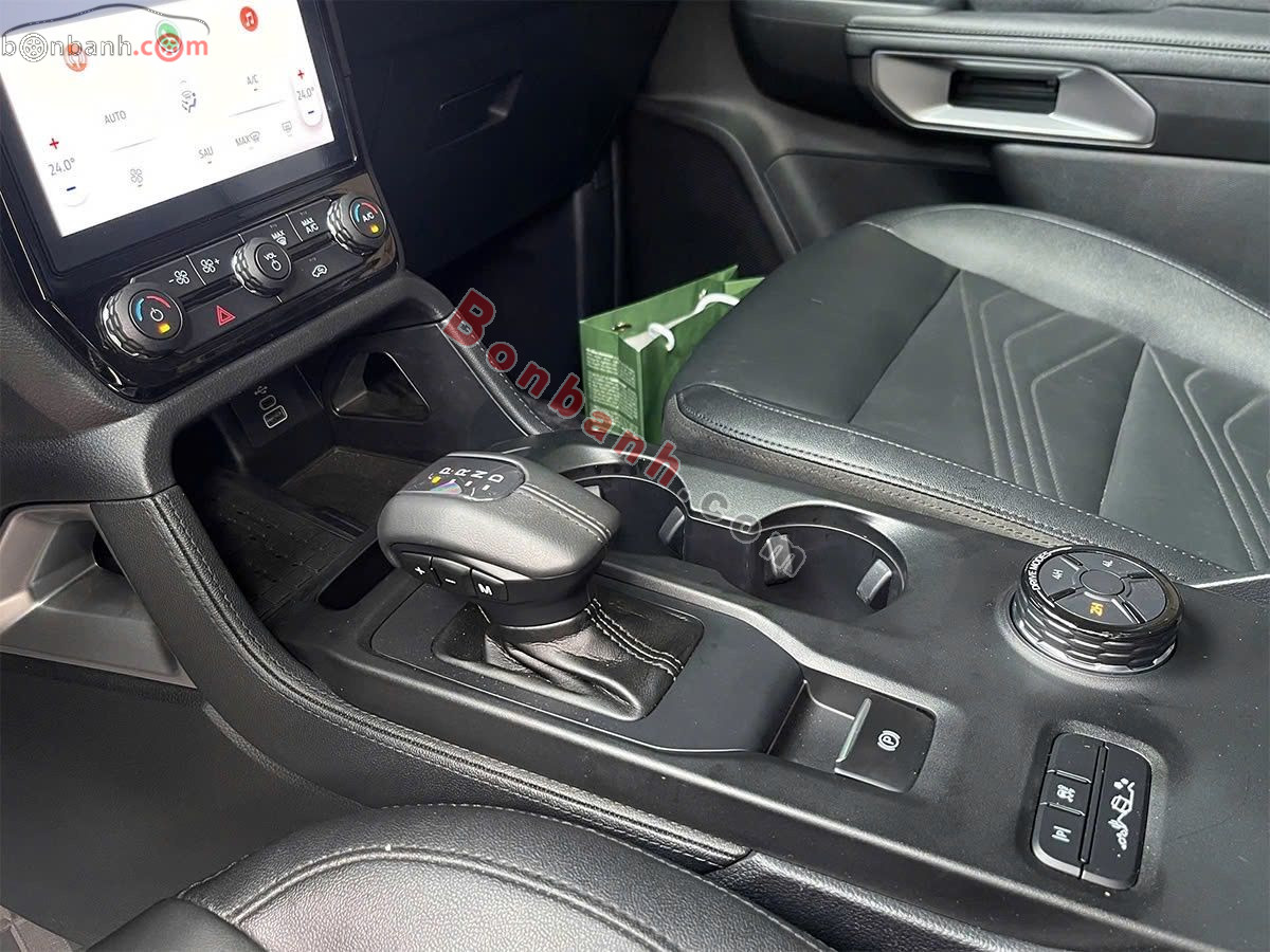 Bán ô tô Ford Everest Titanium 2.0L 4x2 AT - 2025 - xe cũ