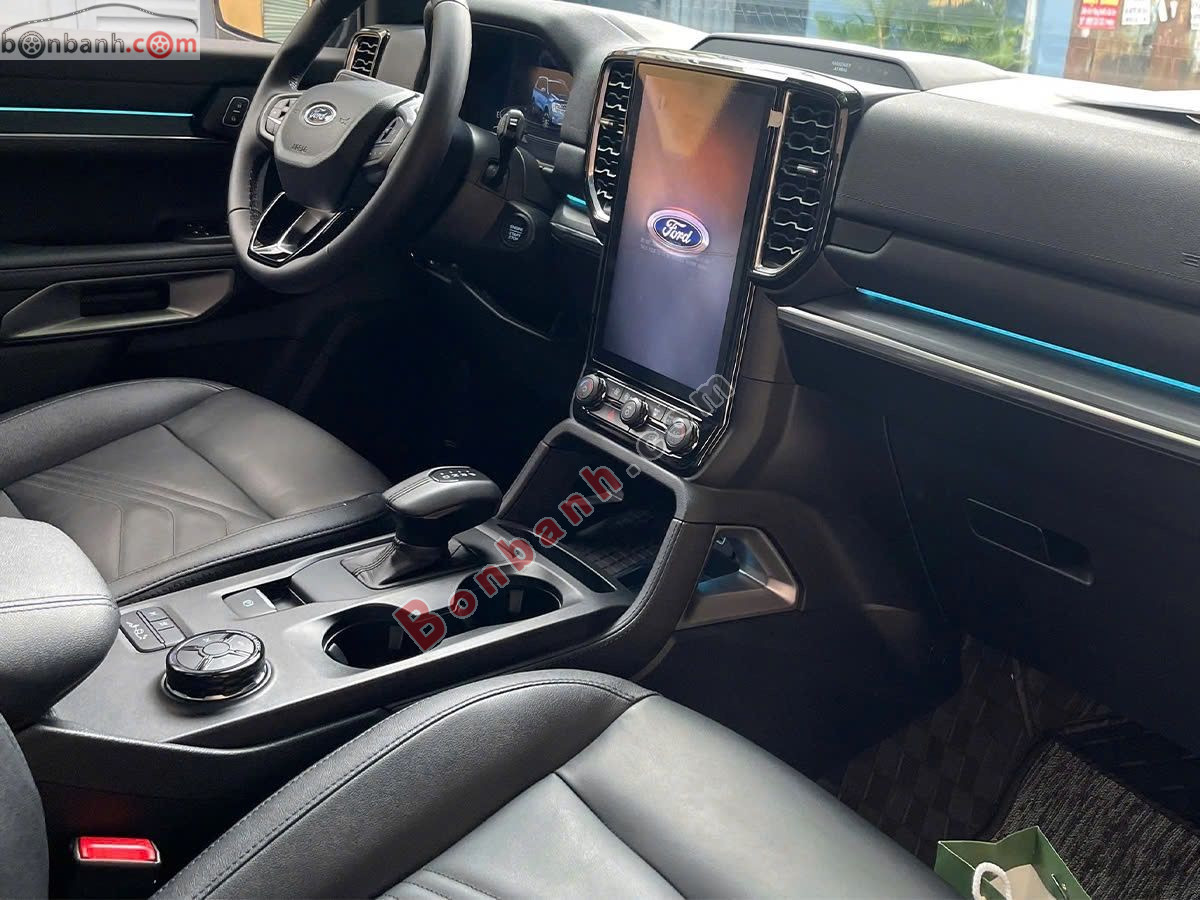 Bán ô tô Ford Everest Titanium 2.0L 4x2 AT - 2025 - xe cũ