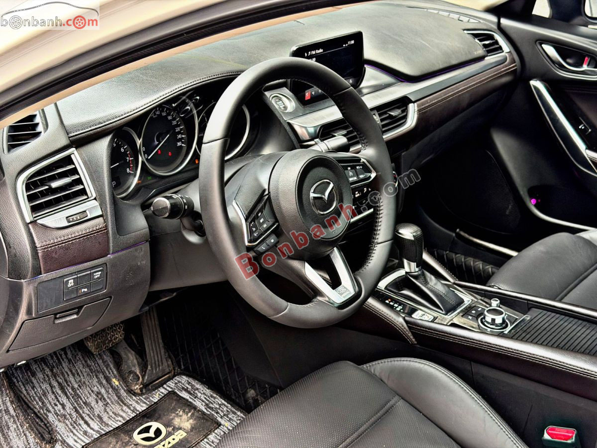 Bán ô tô Mazda 6 Deluxe 2.0 AT - 2017 - xe cũ