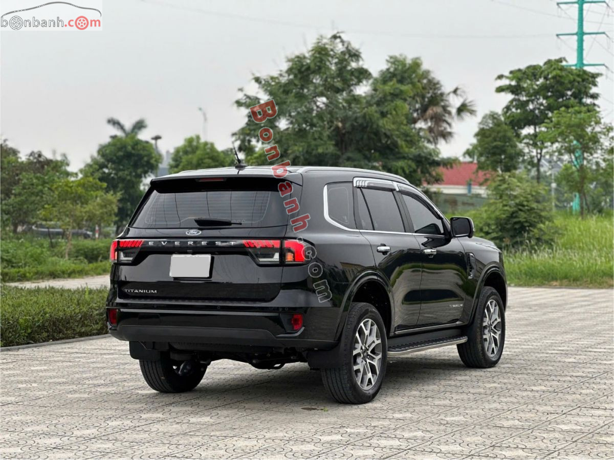 Bán ô tô Ford Everest Titanium Plus 2.0L 4x4 AT - 2025 - xe cũ