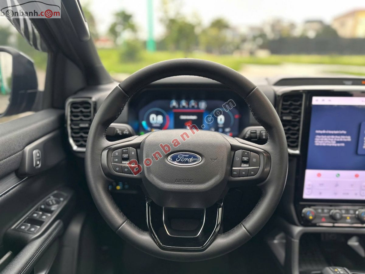 Bán ô tô Ford Everest Titanium Plus 2.0L 4x4 AT - 2025 - xe cũ