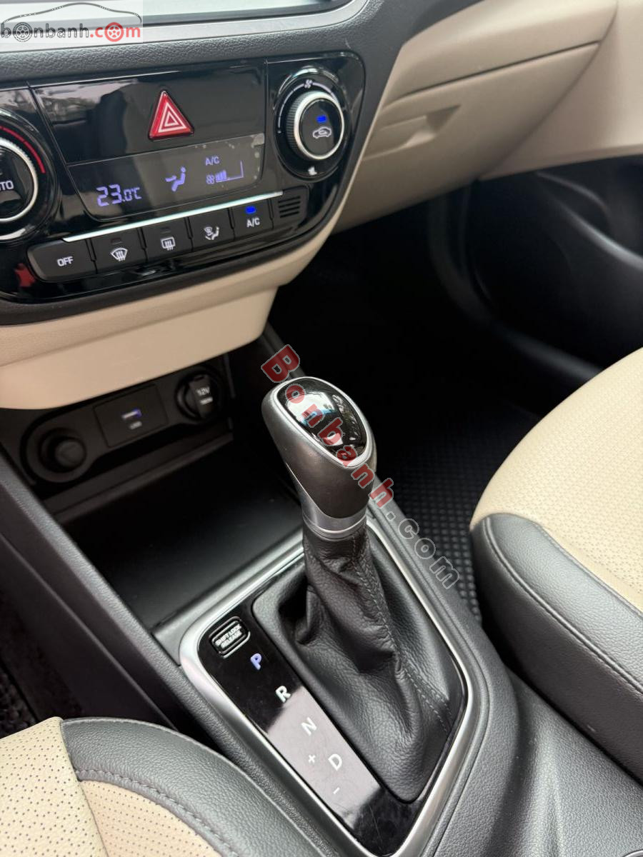 Bán ô tô Hyundai Accent 1.4 AT Đặc Biệt - 2021 - xe cũ