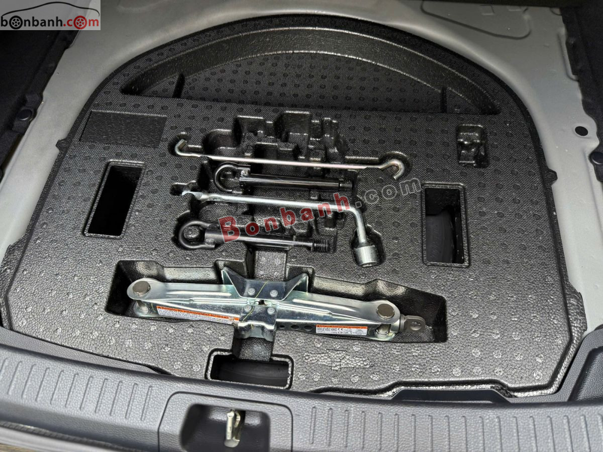 Bán ô tô Toyota Corolla altis 1.8V - 2022 - xe cũ