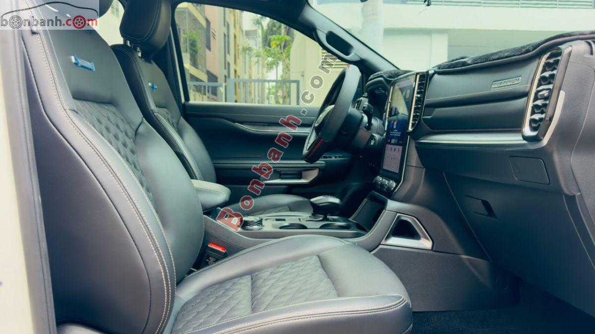 Bán ô tô Ford Everest Platinum 2.0L 4x4 AT - 2025 - xe cũ