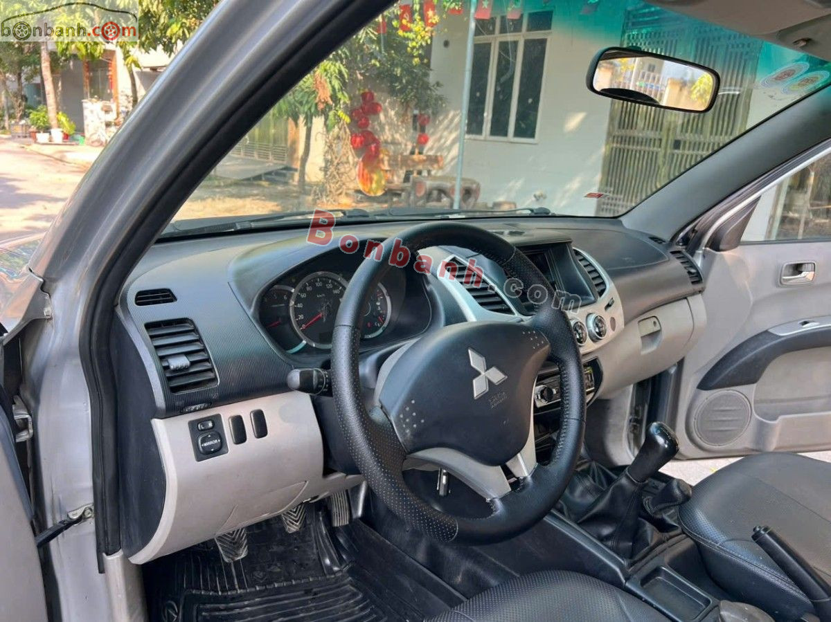 Bán ô tô Mitsubishi Triton GL 4x4 MT - 2009 - xe cũ