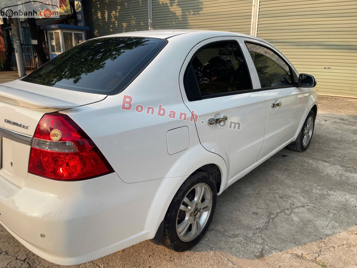 Bán ô tô Chevrolet Aveo LTZ 1.5 AT - 2015 - xe cũ