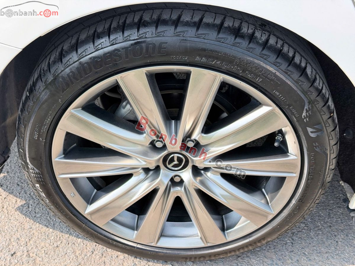 Bán ô tô Mazda 6 Premium 2.0 AT - 2023 - xe cũ