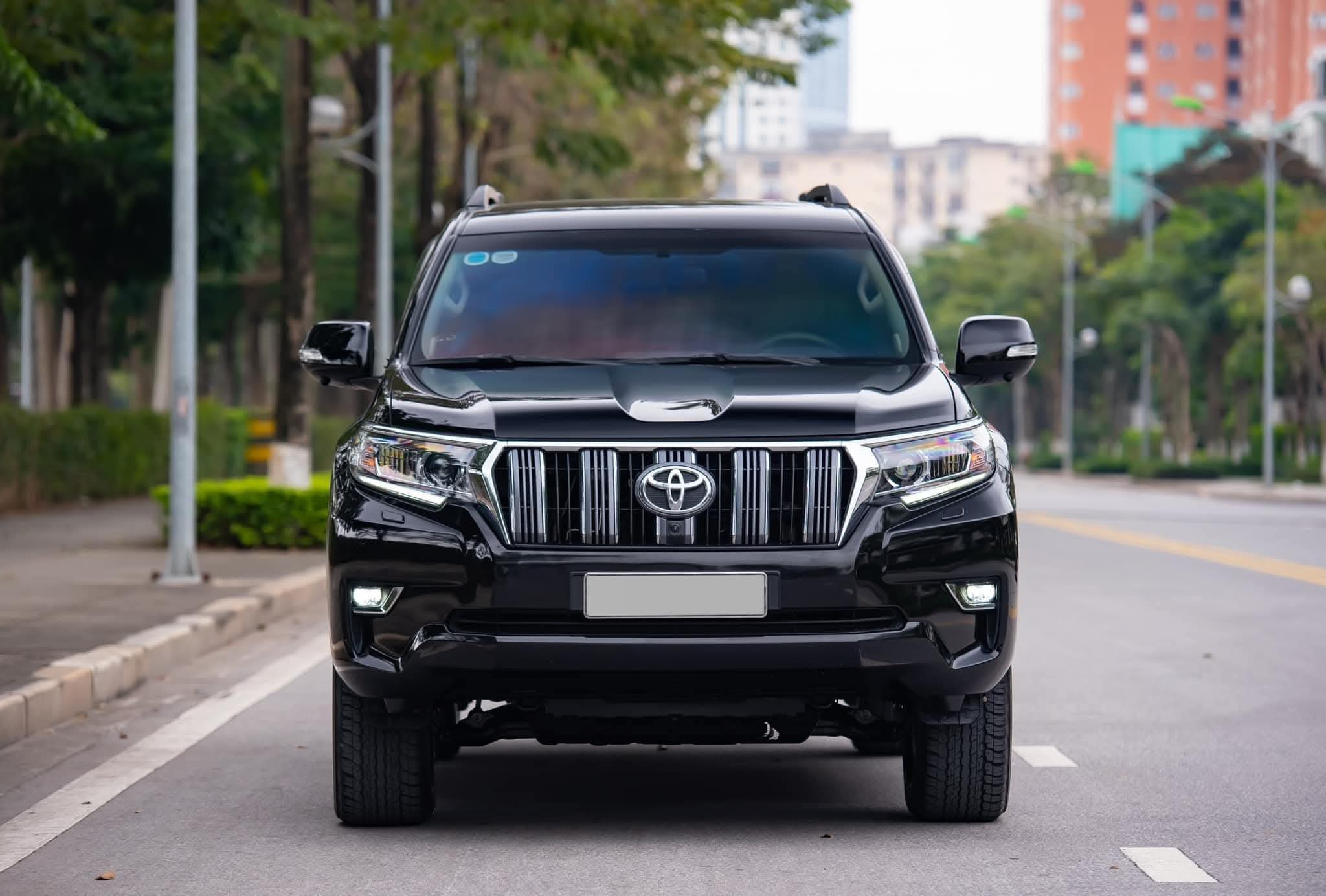 Toyota Prado VX năm sản xuất 2021, màu đen, nhập khẩu, giá chỉ 2.15 tỉ