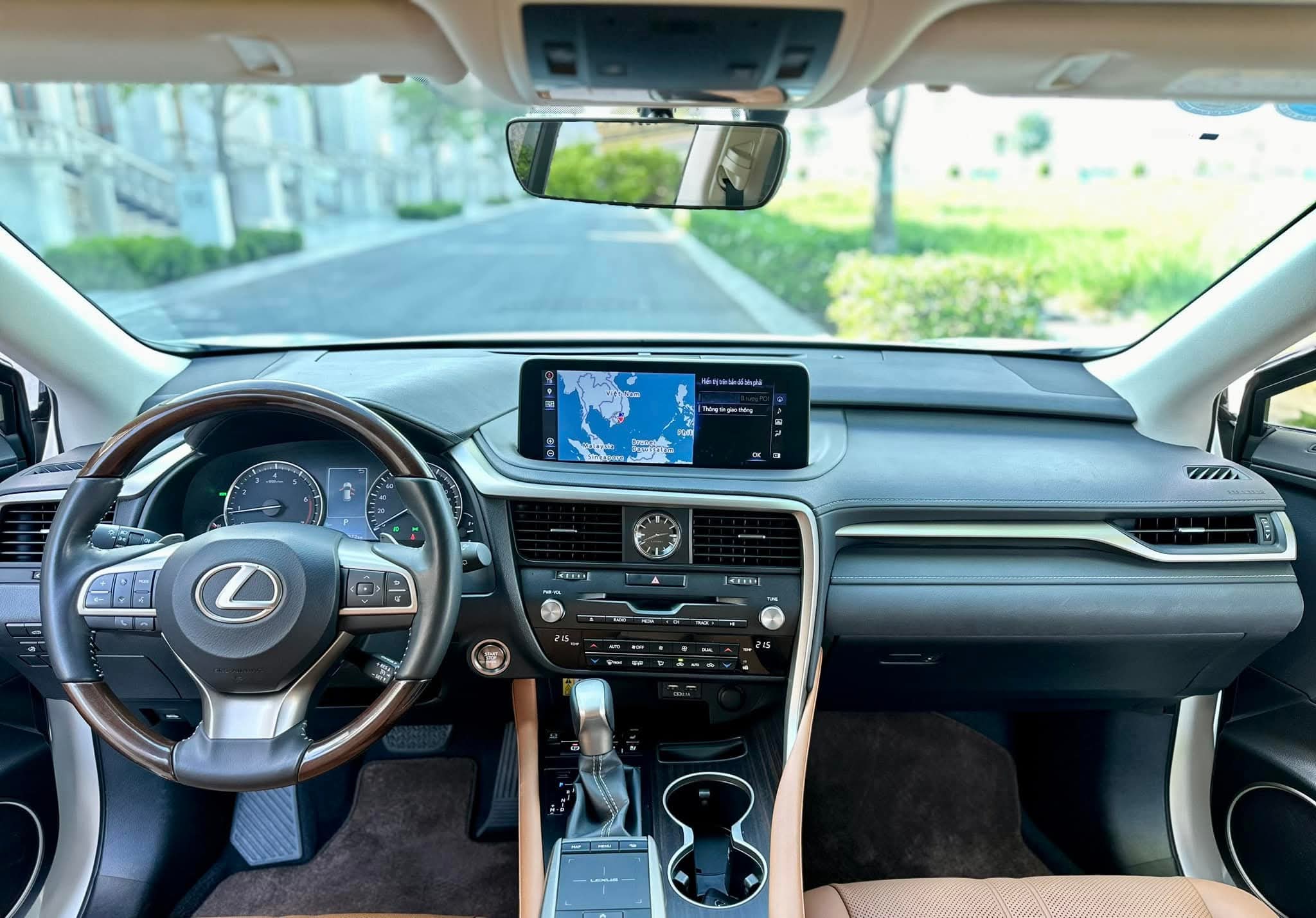 Cần bán Lexus RX300 năm sản xuất 2020
