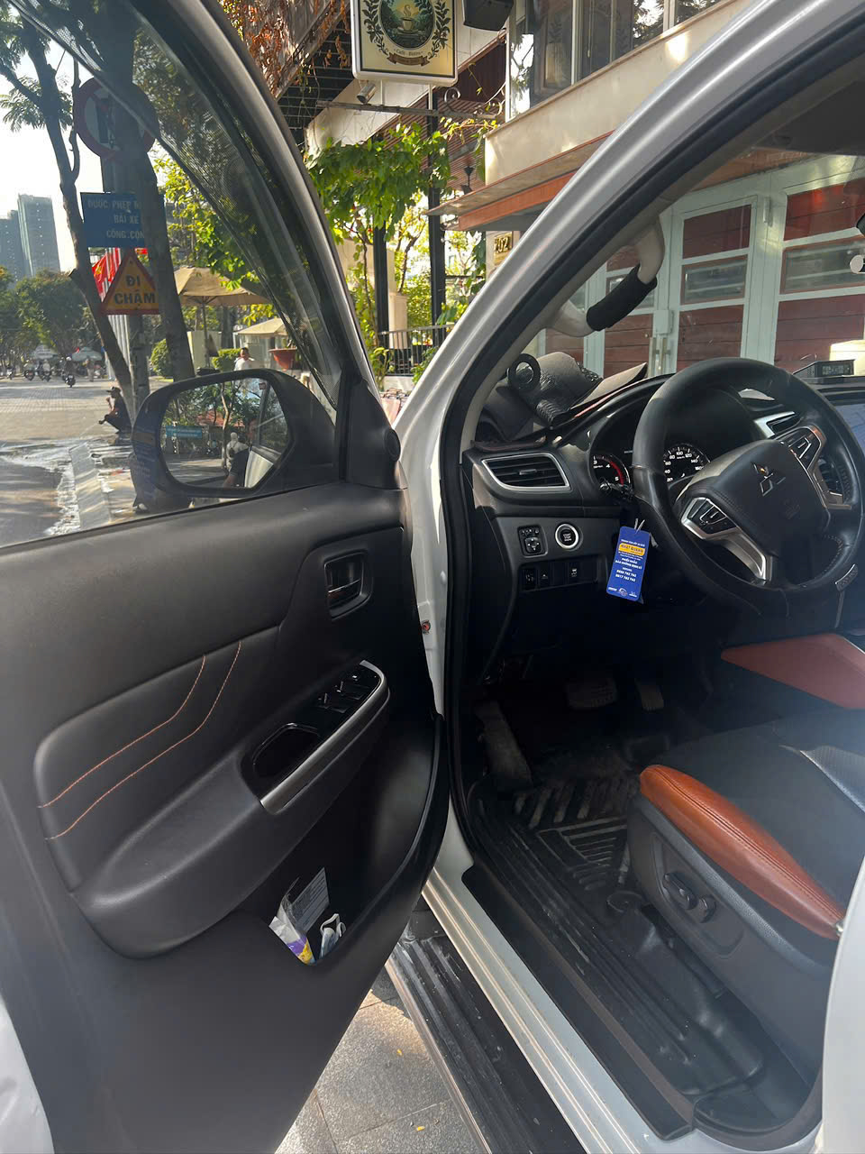 BÁN MITSUBISHI TRITON ATHLETE 4x4 2022