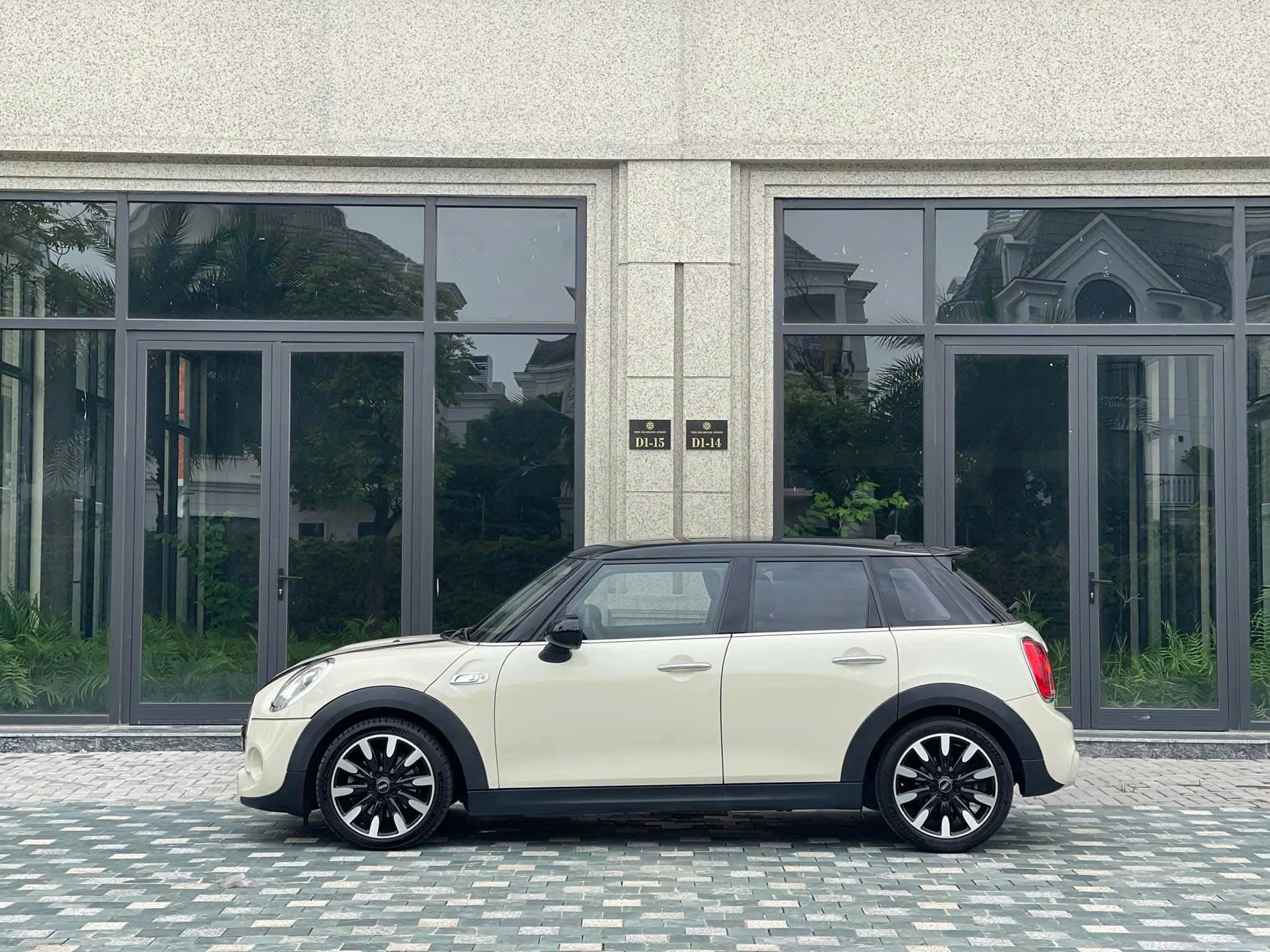 Bán Mini Cooper S năm 2016, màu kem (be), xe nhập, 699 triệu