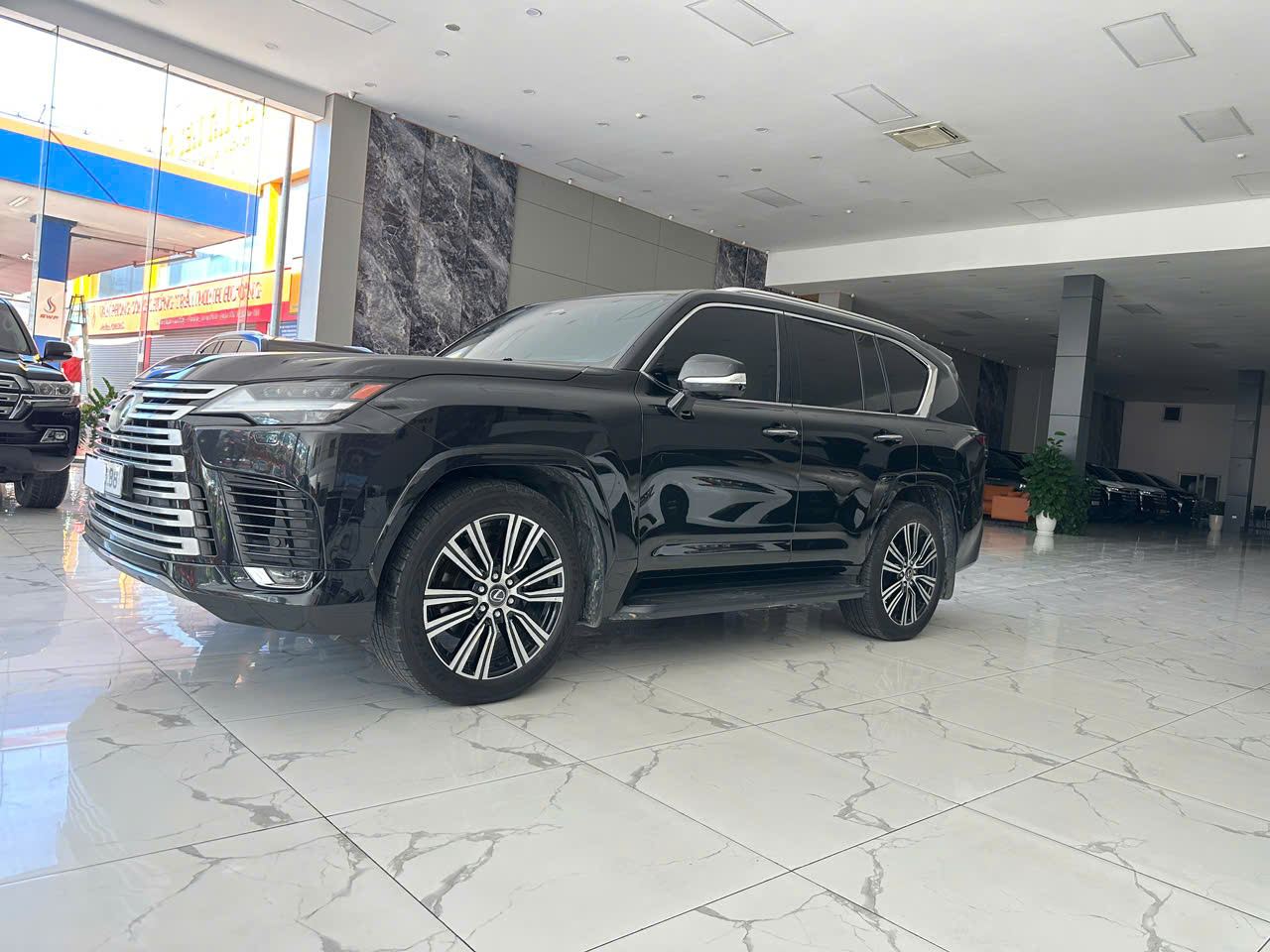 LEXUS LX600 URBAN 7 CHỔ SẢN XUẤT 2025 TÊN CTY