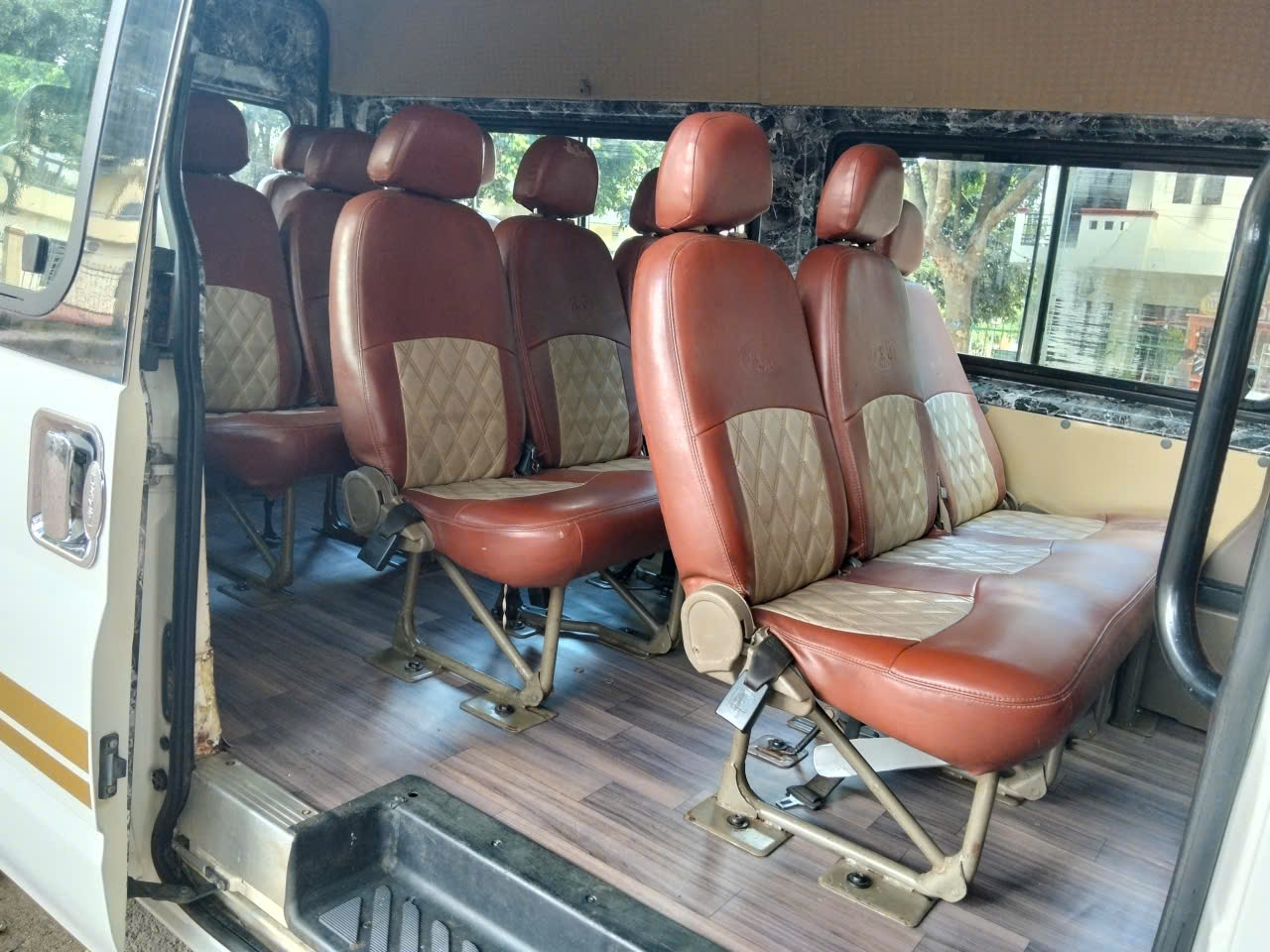 FORD TRANSIT 2013 – MÁY DẦU – GIÁ CHỈ 200 TRIỆU