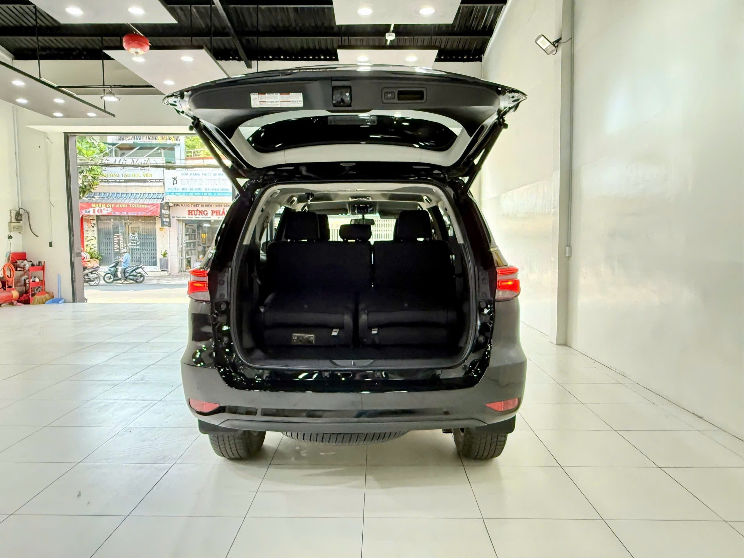 Toyota Fortuner 2.7l 4x4 AT – 2022