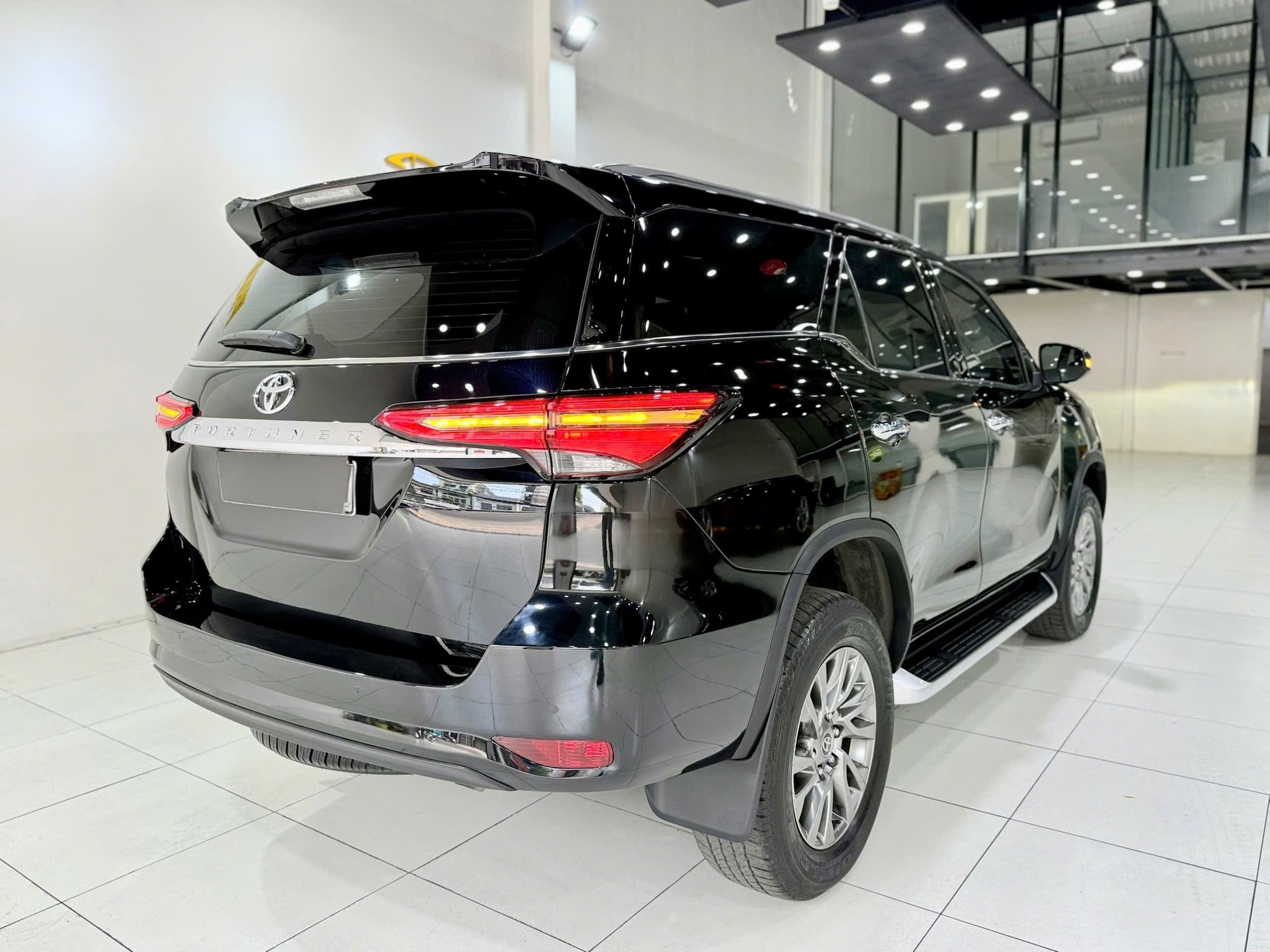 Toyota Fortuner 2.7l 4x4 AT – 2022