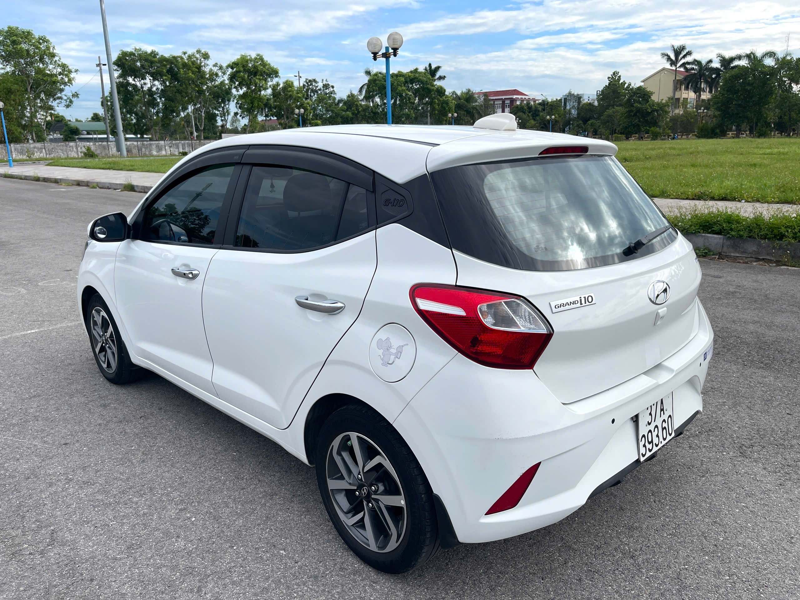 HYUNDAI GRAND i10 1.2 AT 2023 – FULL OPTION ĐẸP XUẤT SẮC