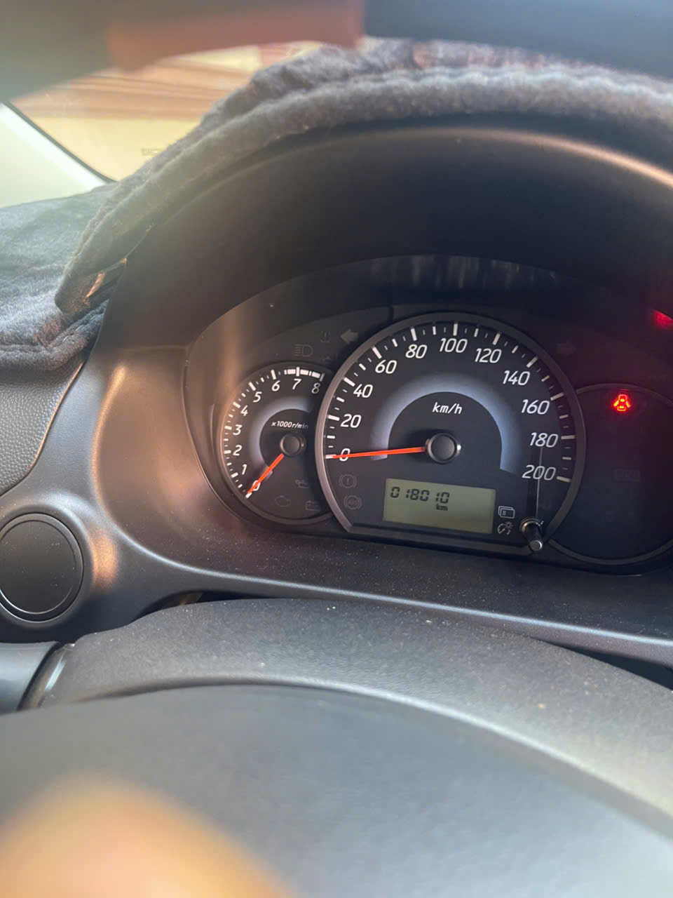 Mitsubishi Attrage 2024 – 1 chủ từ đầu, số sàn, ODO chỉ 1 vạn 8 km.
